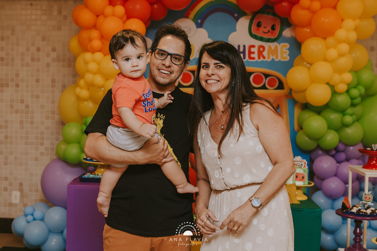 primeiro aniversario, 1aninho, mundo azul, mae de menino, fotografia, babyboy, festa fazendinha, festa de menino, amigos, smashthecake, primeiro aninho, babyfashion, festa de criança, photography, um ano, família, mamãe deprimeira viagem, aniversario cria