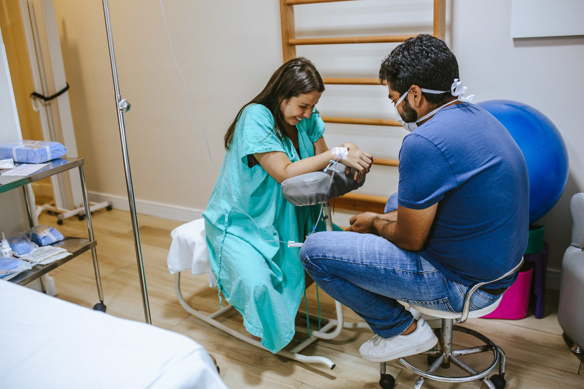 Filmes de parto, filmes de nascimento, nascimento, humanização, parto normal, cesariana humanizada, doula, parto, foto de parto, fotografia de parto no es, parto humanizado, grande vitória, maternidade santa ursula