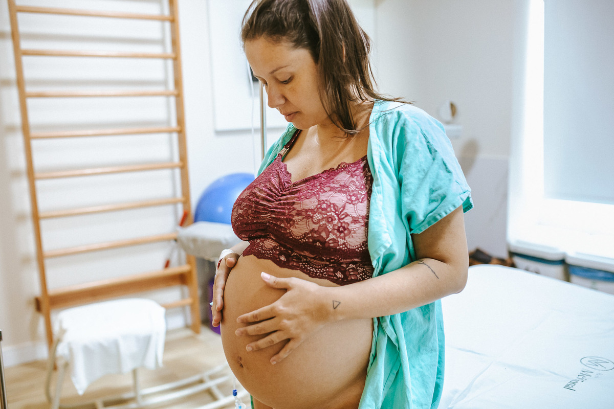 Filmes de parto, filmes de nascimento, nascimento, humanização, parto normal, cesariana humanizada, doula, parto, foto de parto, fotografia de parto no es, parto humanizado, grande vitória, maternidade santa ursula