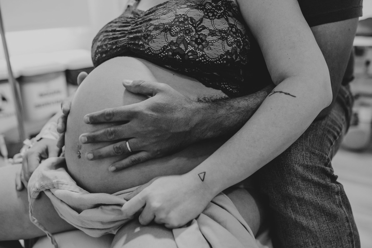 Filmes de parto, filmes de nascimento, nascimento, humanização, parto normal, cesariana humanizada, doula, parto, foto de parto, fotografia de parto no es, parto humanizado, grande vitória, maternidade santa ursula