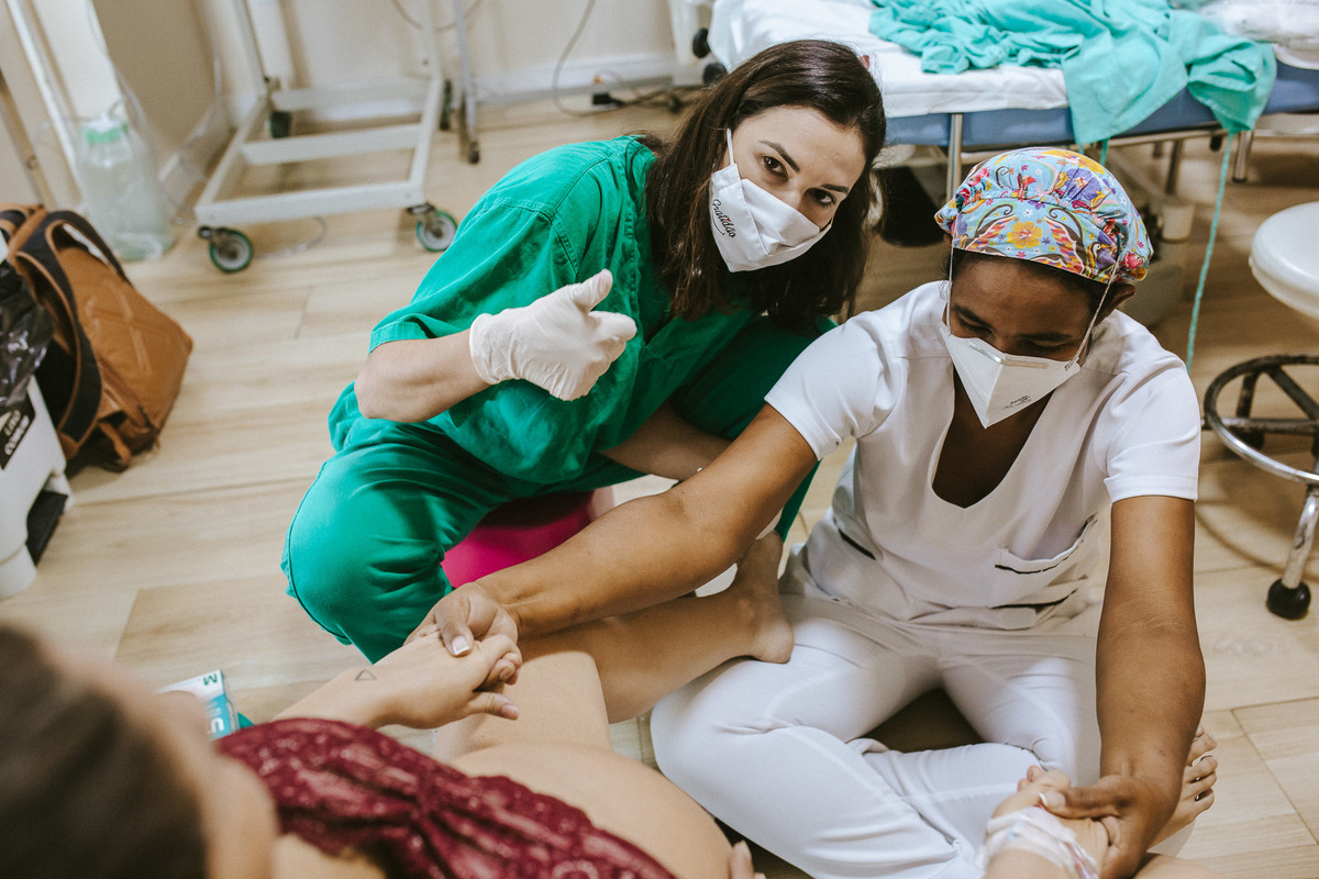 Filmes de parto, filmes de nascimento, nascimento, humanização, parto normal, cesariana humanizada, doula, parto, foto de parto, fotografia de parto no es, parto humanizado, grande vitória, maternidade santa ursula