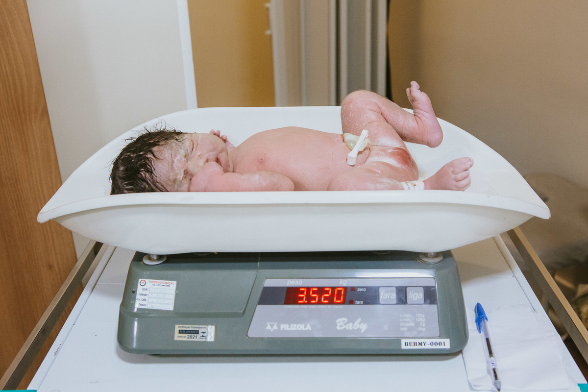 Filmes de parto, filmes de nascimento, nascimento, humanização, parto normal, cesariana humanizada, doula, parto, foto de parto, fotografia de parto no es, parto humanizado, grande vitória, maternidade santa ursula