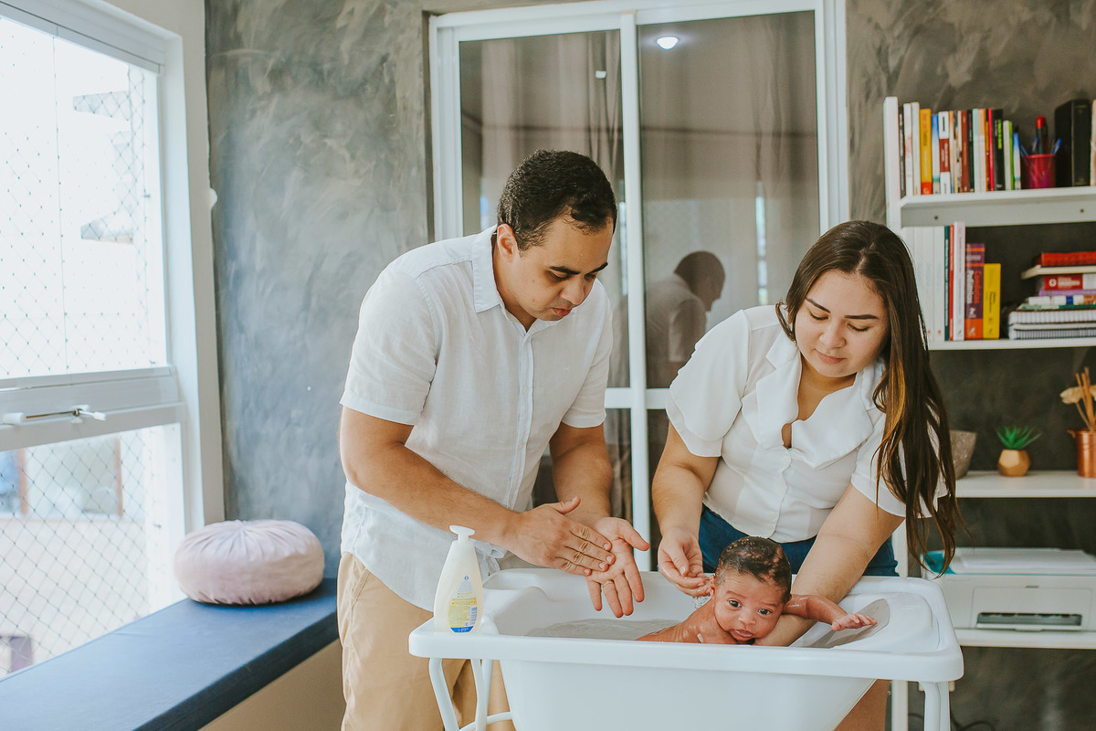 ensaio em casa lifestyle primeiros dias newborn documental vitoria vila velha newbornlifestyle  newborn maternidade fotografia lifestyle bebe ensaio photography babyphoto lifestylephotography foto fotografiadefamilia babysession newbornphotography familia