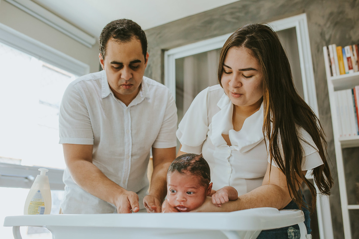 ensaio em casa lifestyle primeiros dias newborn documental vitoria vila velha newbornlifestyle  newborn maternidade fotografia lifestyle bebe ensaio photography babyphoto lifestylephotography foto fotografiadefamilia babysession newbornphotography familia