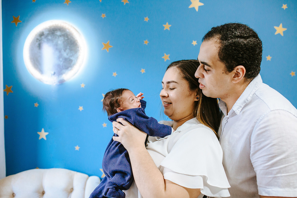 ensaio em casa lifestyle primeiros dias newborn documental vitoria vila velha newbornlifestyle  newborn maternidade fotografia lifestyle bebe ensaio photography babyphoto lifestylephotography foto fotografiadefamilia babysession newbornphotography familia