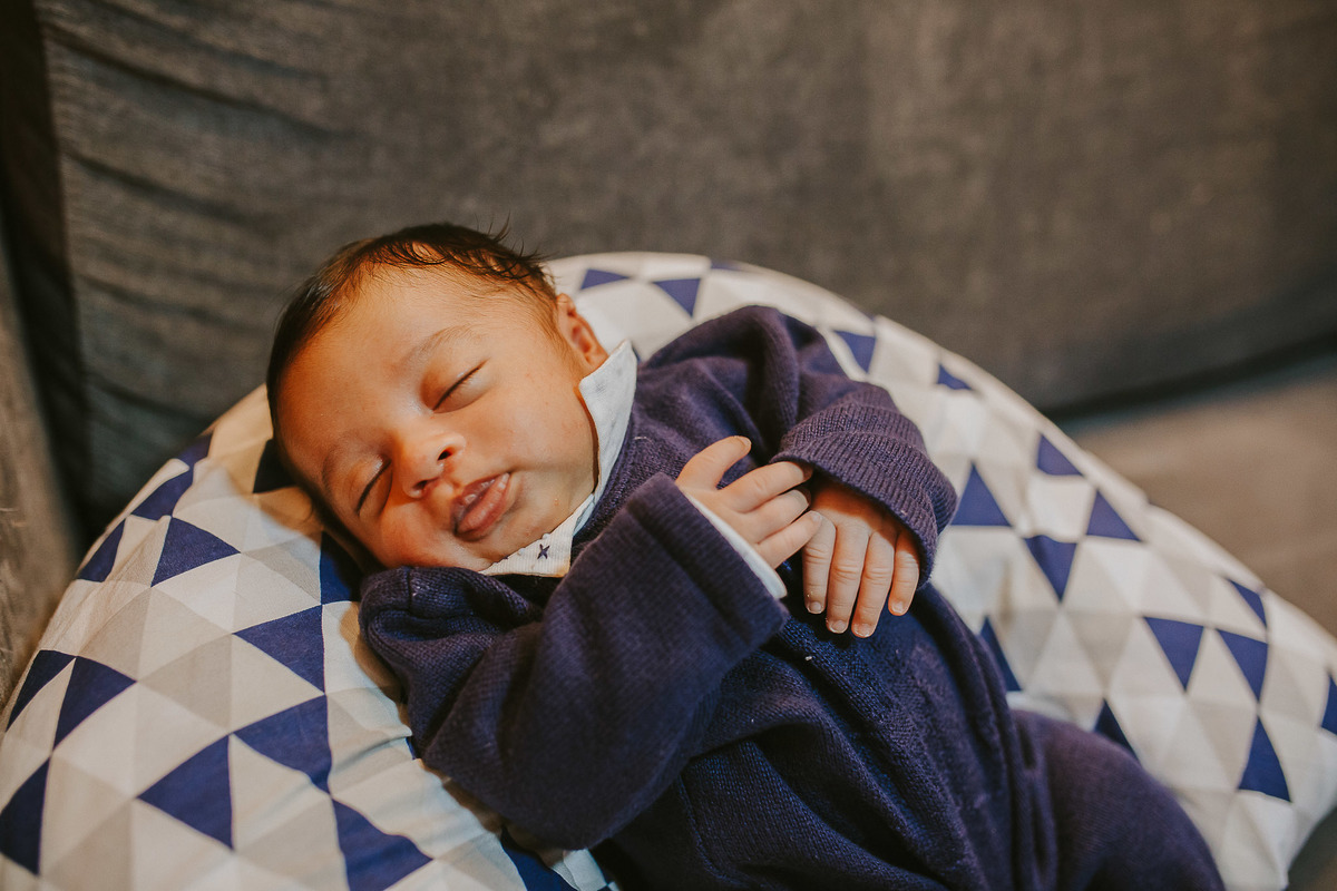 ensaio em casa lifestyle primeiros dias newborn documental vitoria vila velha newbornlifestyle  newborn maternidade fotografia lifestyle bebe ensaio photography babyphoto lifestylephotography foto fotografiadefamilia babysession newbornphotography familia