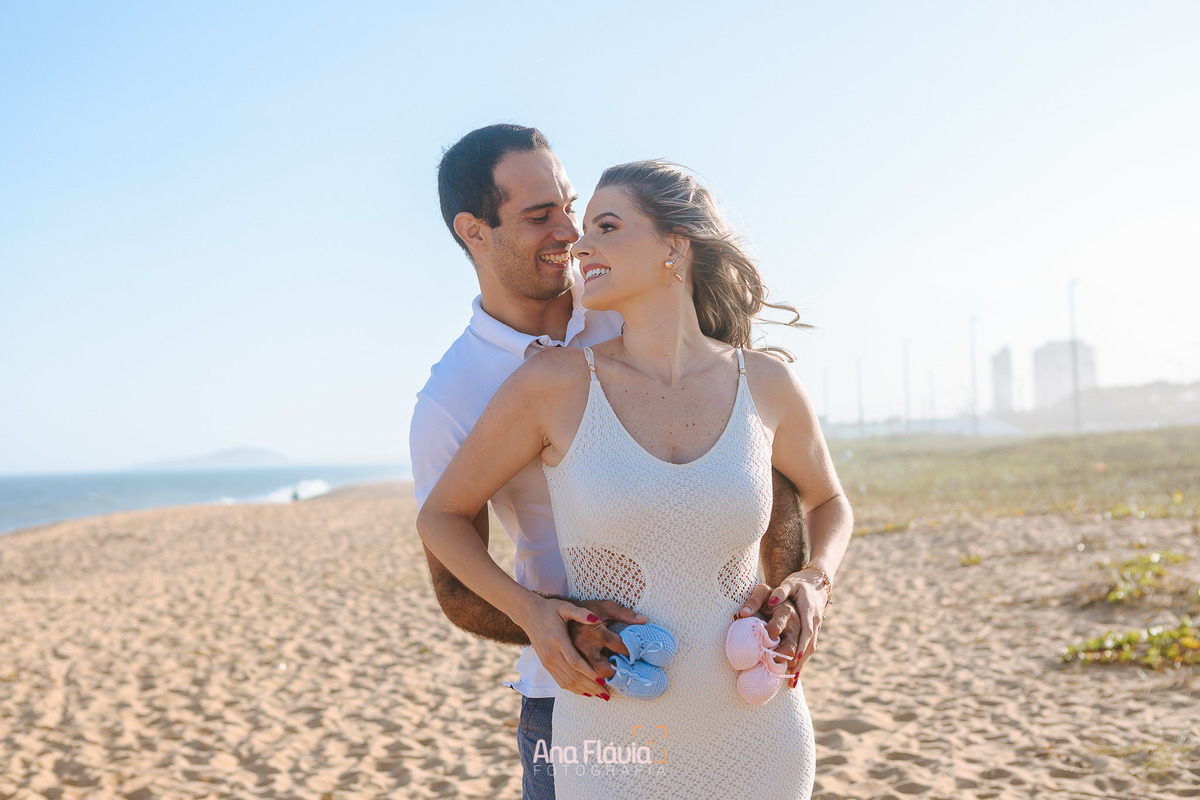 ensaio fotográfico revelação de gravidez, praia, vila velha, vitoria
