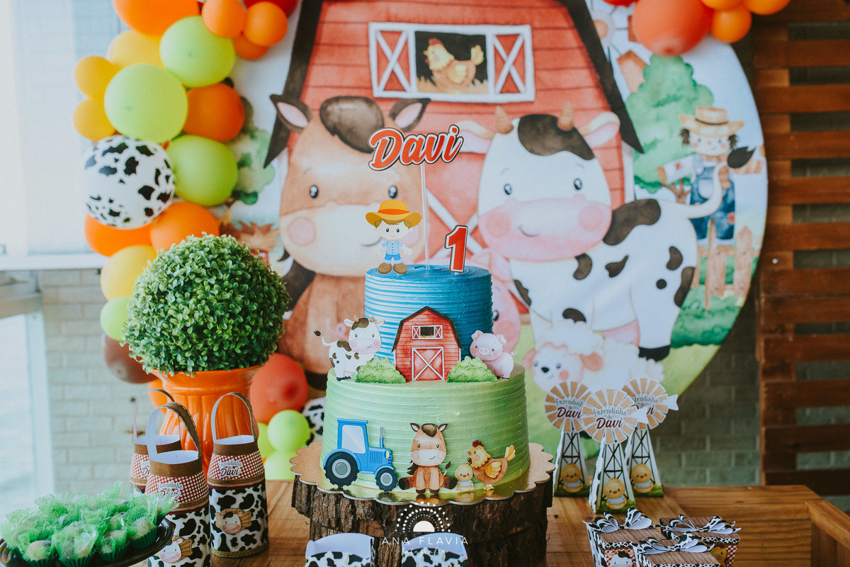 primeiro aniversario, 1aninho, mundo azul, mae de menino, fotografia, babyboy, festa fazendinha, festa de menino, amigos, smashthecake, primeiro aninho, babyfashion, festa de criança, photography, um ano, família, mamãe deprimeira viagem, aniversario cria