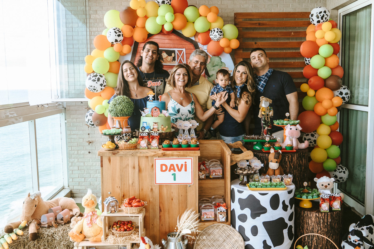 primeiro aniversario, 1aninho, mundo azul, mae de menino, fotografia, babyboy, festa fazendinha, festa de menino, amigos, smashthecake, primeiro aninho, babyfashion, festa de criança, photography, um ano, família, mamãe deprimeira viagem, aniversario cria