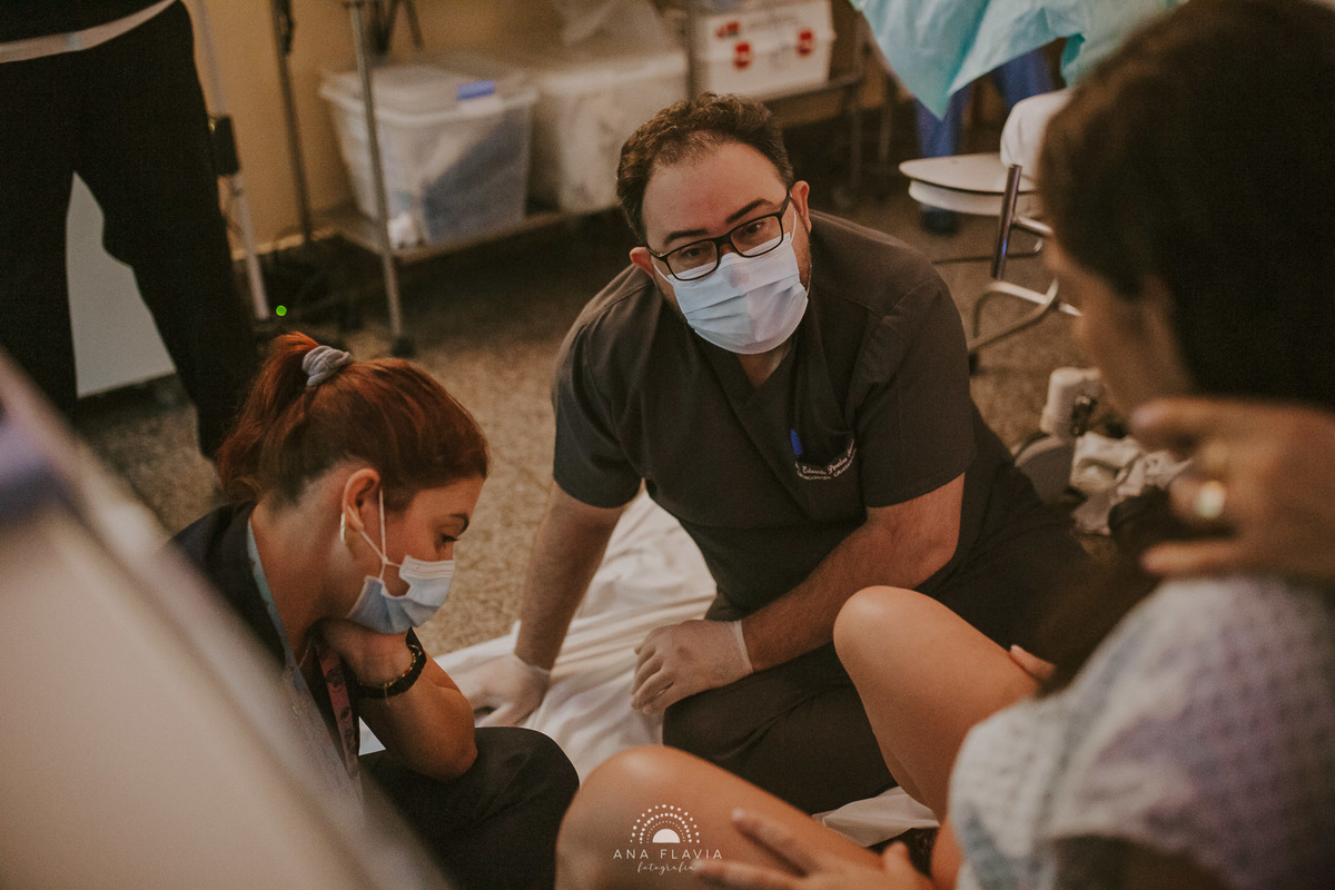 Filmes de parto, filmes de nascimento, nascimento, humanização, parto normal, cesariana humanizada, doula, parto, foto de parto, fotografia de parto no es, parto humanizado, grande vitória, vitoria apart hospital