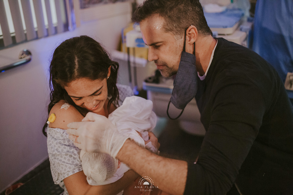 Filmes de parto, filmes de nascimento, nascimento, humanização, parto normal, cesariana humanizada, doula, parto, foto de parto, fotografia de parto no es, parto humanizado, grande vitória, vitoria apart hospital