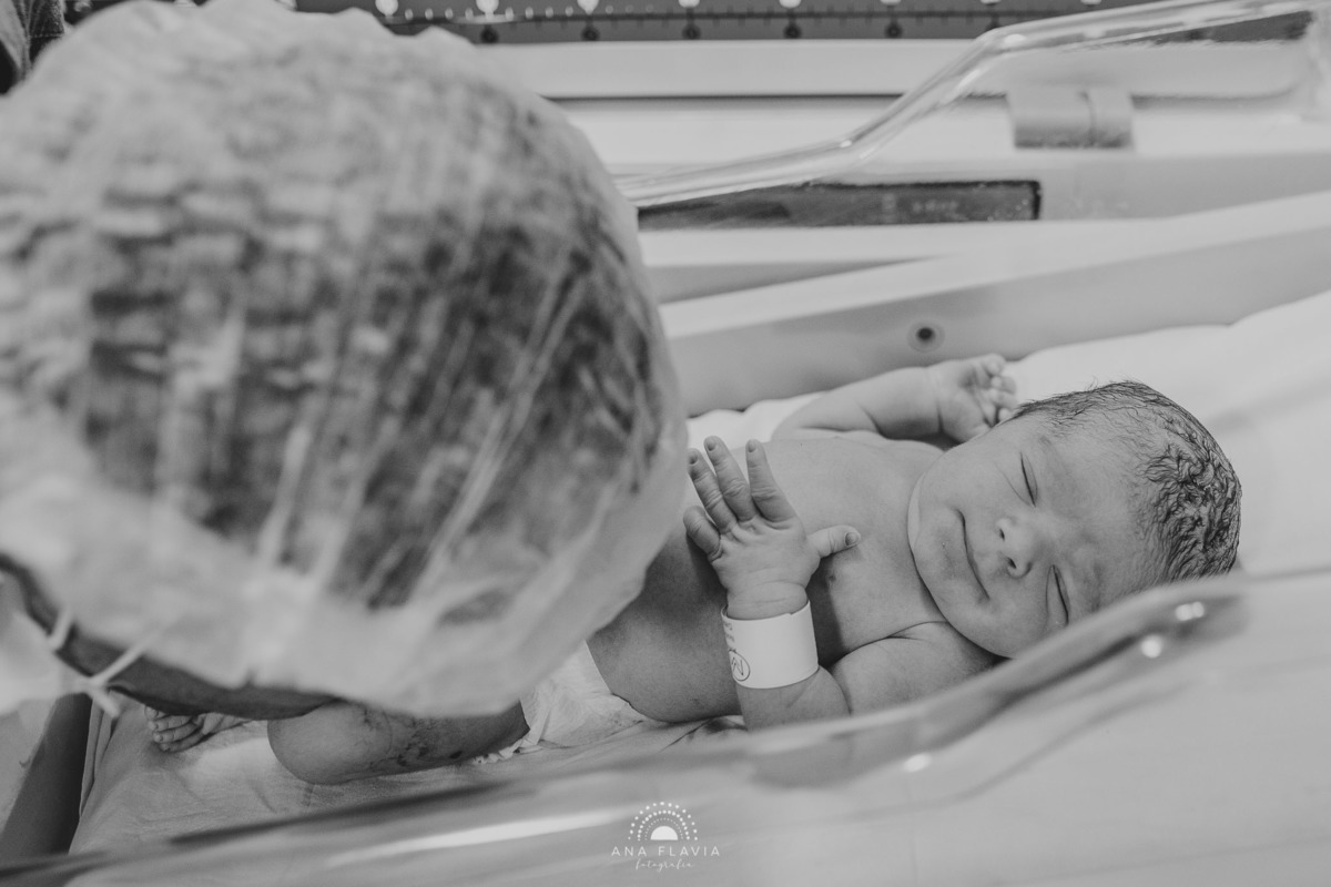 Fotografia de parto Cesária Filmes de parto, filmes de nascimento, nascimento, humanização, parto normal, cesariana humanizada, doula, parto, foto de parto, fotografia de parto no es, parto humanizado, grande vitória, vitoria apart hospital