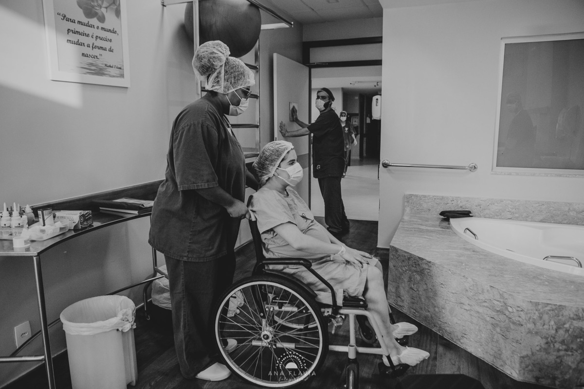 Fotografia de parto vila velha, filmes de nascimento, nascimento, humanização, parto normal, cesariana humanizada, doula, parto, foto de parto, fotografia de parto em vitoria, parto humanizado, grande vitória, hospital vila velha