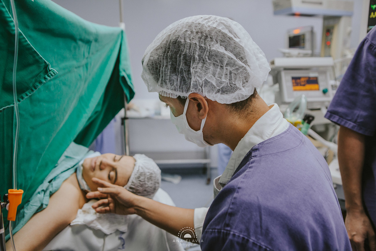 Fotografia de parto vila velha, filmes de nascimento, nascimento, humanização, parto normal, cesariana humanizada, doula, parto, foto de parto, fotografia de parto em vitoria, parto humanizado, grande vitória, hospital vila velha