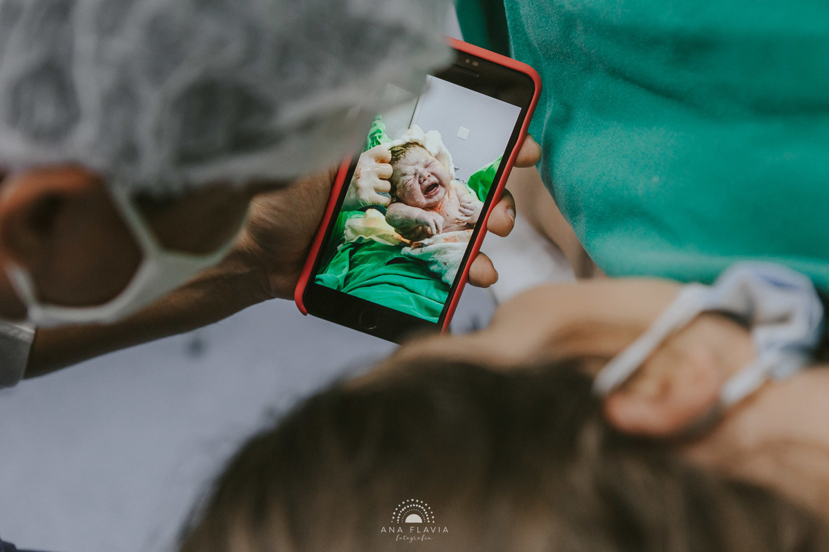 Fotografia de parto vila velha, filmes de nascimento, nascimento, humanização, parto normal, cesariana humanizada, doula, parto, foto de parto, fotografia de parto em vitoria, parto humanizado, grande vitória, hospital vila velha