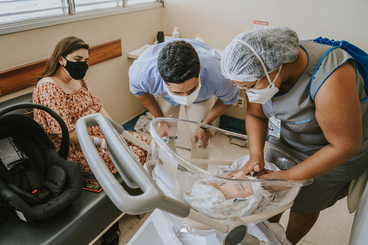 Fotografia de parto vila velha, filmes de nascimento, nascimento, humanização, parto normal, cesariana humanizada, doula, parto, foto de parto, fotografia de parto em vitoria, parto humanizado, grande vitória, hospital vila velha