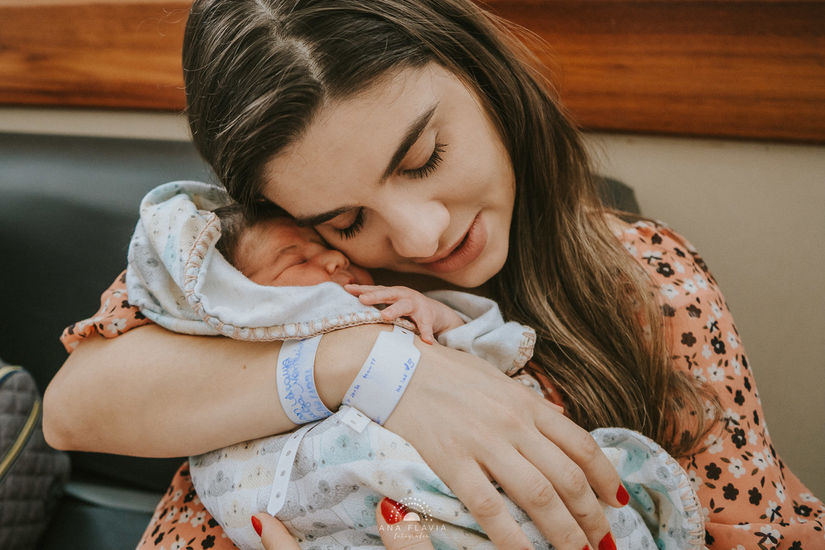 Fotografia de parto vila velha, filmes de nascimento, nascimento, humanização, parto normal, cesariana humanizada, doula, parto, foto de parto, fotografia de parto em vitoria, parto humanizado, grande vitória, hospital vila velha