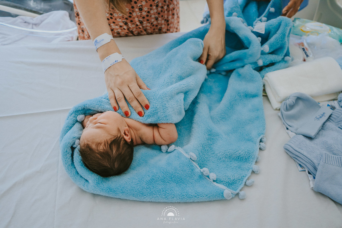 Fotografia de parto vila velha, filmes de nascimento, nascimento, humanização, parto normal, cesariana humanizada, doula, parto, foto de parto, fotografia de parto em vitoria, parto humanizado, grande vitória, hospital vila velha