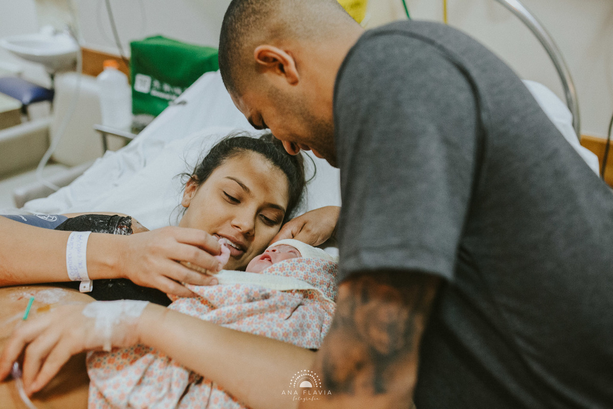 Fotografia de parto vila velha, filmes de nascimento, nascimento, humanização, parto normal, cesariana humanizada, doula, parto, foto de parto, fotografia de parto em vitoria, parto humanizado, grande vitória, hospital vila velha