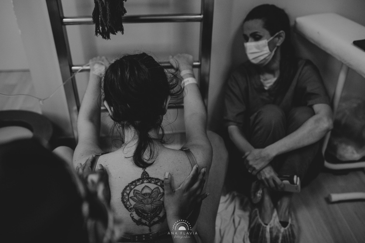 Fotografia de parto vila velha, filmes de nascimento, nascimento, humanização, parto normal, cesariana humanizada, doula, parto, foto de parto, fotografia de parto em vitoria, parto humanizado, grande vitória, maternidade unimed vitoria