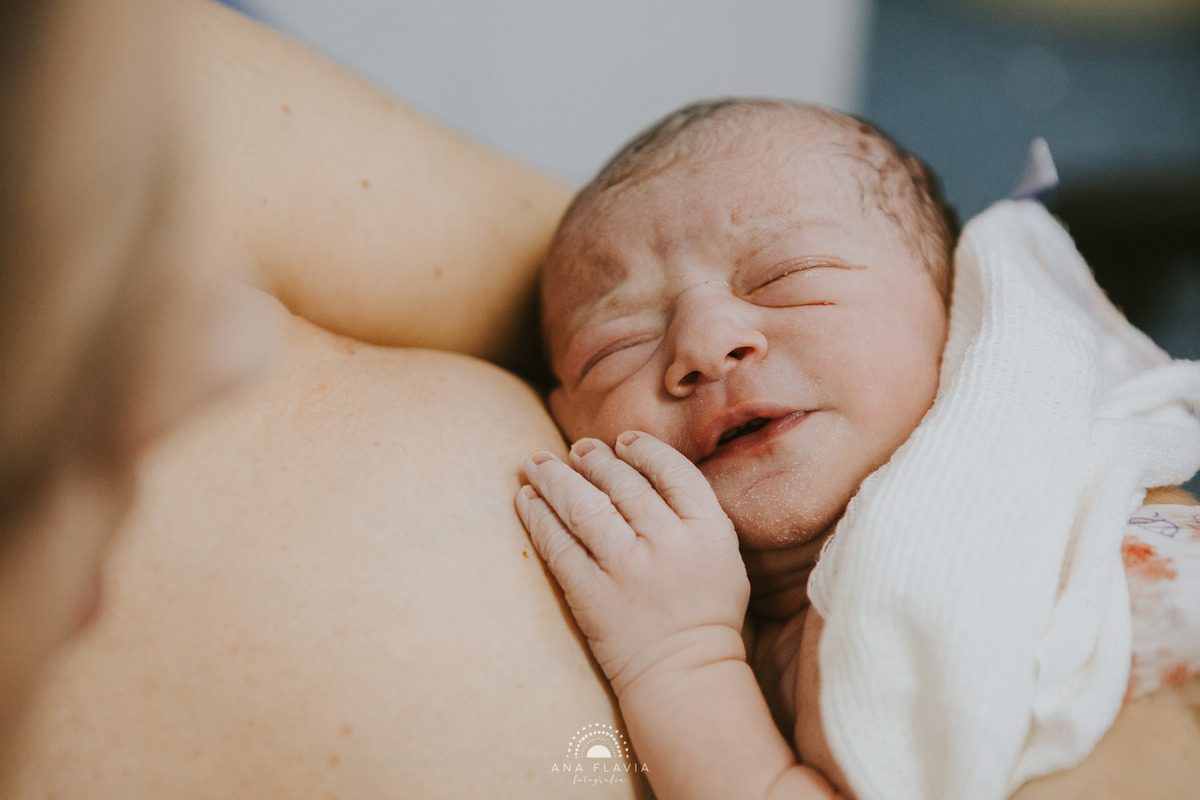 Fotografia de parto vila velha, filmes de nascimento, nascimento, humanização, parto normal, cesariana humanizada, doula, parto, foto de parto, fotografia de parto em vitoria, parto humanizado, grande vitória, maternidade unimed vitoria