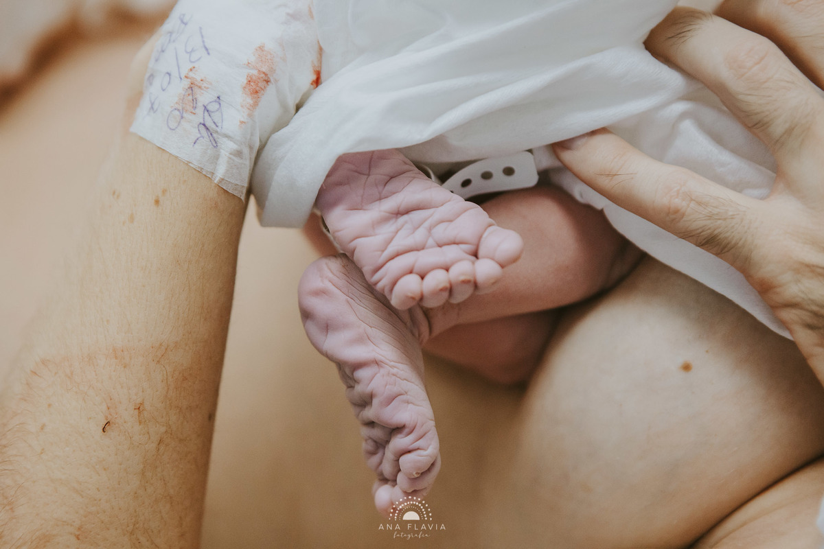 Fotografia de parto vila velha, filmes de nascimento, nascimento, humanização, parto normal, cesariana humanizada, doula, parto, foto de parto, fotografia de parto em vitoria, parto humanizado, grande vitória, maternidade unimed vitoria