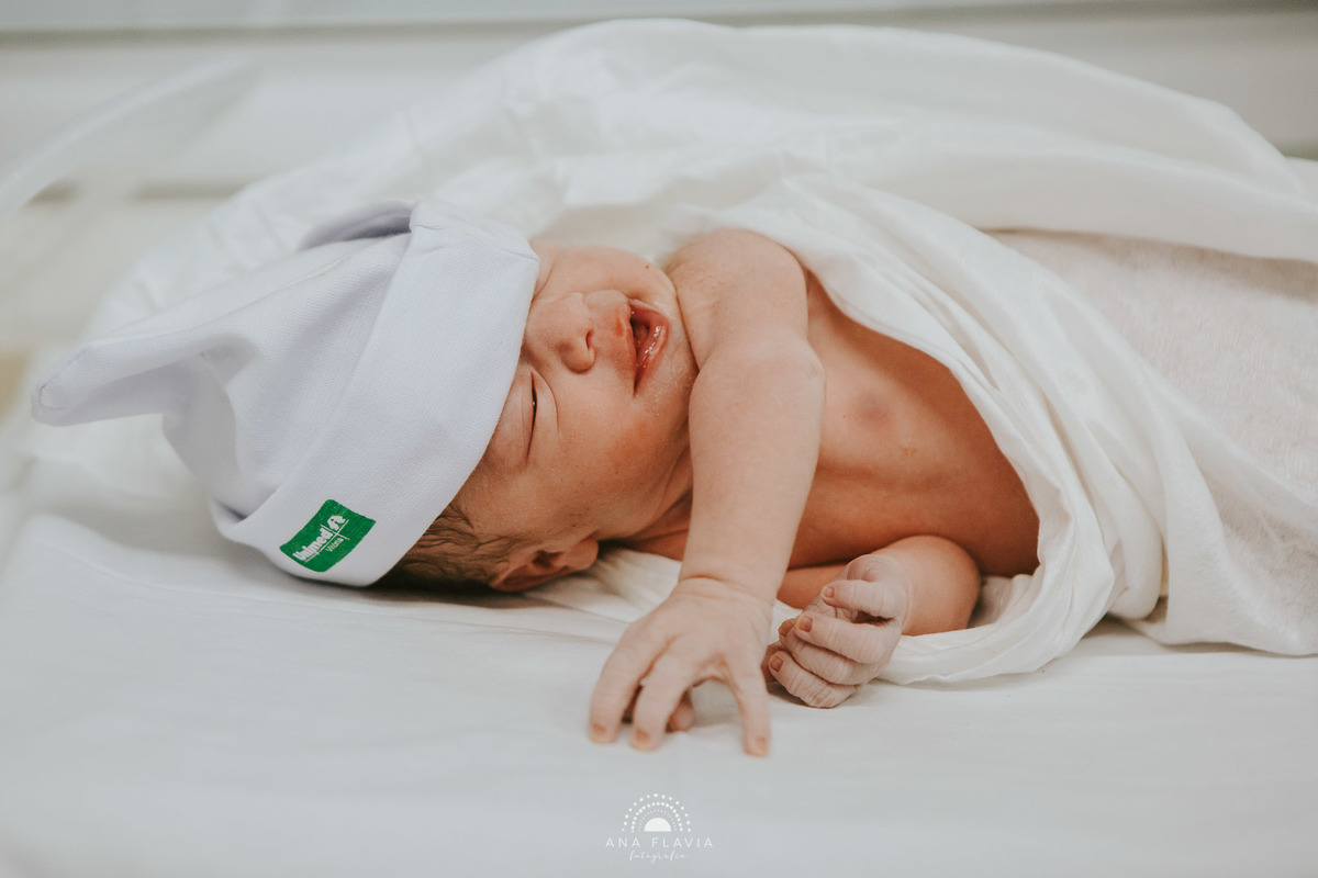 Fotografia de parto vila velha, filmes de nascimento, nascimento, humanização, parto normal, cesariana humanizada, doula, parto, foto de parto, fotografia de parto em vitoria, parto humanizado, grande vitória, maternidade unimed vitoria