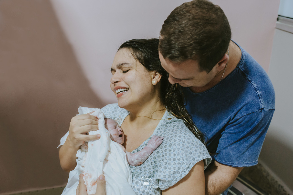 Fotografia de parto vila velha, filmes de nascimento, nascimento, humanização, parto normal, cesariana humanizada, doula, parto, foto de parto, fotografia de parto em vitoria, parto humanizado, grande vitória vitoria apart hospital