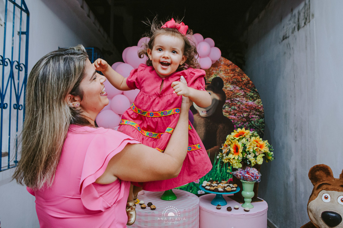 aniversario, 2 aninhoa, mundo rosa, mae de menina, fotografia, babygril, festa marsha e o urso, festa de menina, amigos, smashthecake, primeiro aninho, babyfashion, festa de criança, photography, um ano, família, mamãe deprimeira viagem, festa em casa, ma