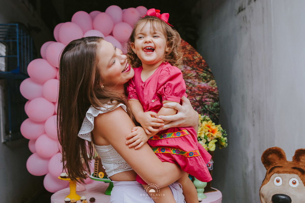 aniversario, 2 aninhoa, mundo rosa, mae de menina, fotografia, babygril, festa marsha e o urso, festa de menina, amigos, smashthecake, primeiro aninho, babyfashion, festa de criança, photography, um ano, família, mamãe deprimeira viagem, festa em casa, ma