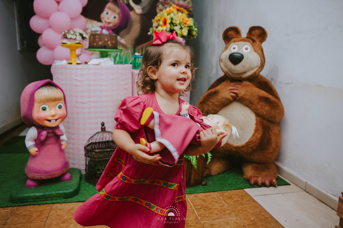 aniversario, 2 aninhoa, mundo rosa, mae de menina, fotografia, babygril, festa marsha e o urso, festa de menina, amigos, smashthecake, primeiro aninho, babyfashion, festa de criança, photography, um ano, família, mamãe deprimeira viagem, festa em casa, ma