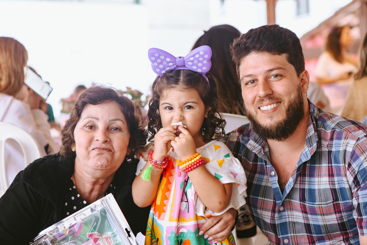 aniversario, 3 anos, mundo rosa, mae de menina, fotografia, babygril, festa mine, festa de menina, amigos, smashthecake, primeiro aninho, babyfashion, festa de criança, photography, um ano, família, mamãe de primeira viagem, festa em casa,