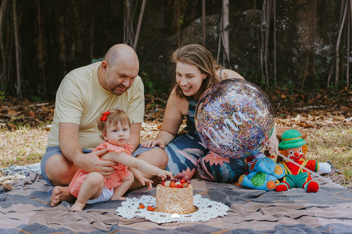 aniversario, 1 anos, mundo rosa, mae de menina, fotografia, babygril, festa patati patata, festa de menina, amigos, smashthecake, primeiro aninho, babyfashion, festa de criança, photography, um ano, família, mamãe de primeira viagem, festa em casa,