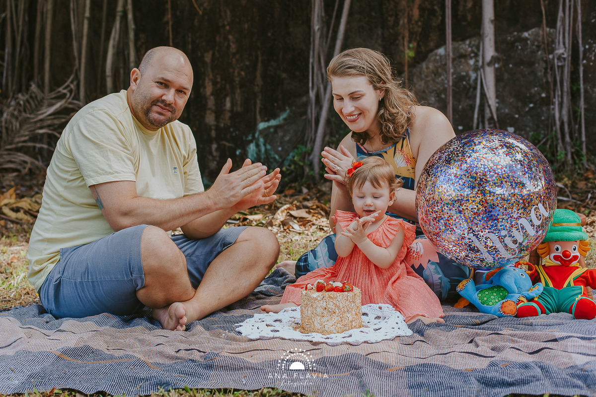 aniversario, 1 anos, mundo rosa, mae de menina, fotografia, babygril, festa patati patata, festa de menina, amigos, smashthecake, primeiro aninho, babyfashion, festa de criança, photography, um ano, família, mamãe de primeira viagem, festa em casa,