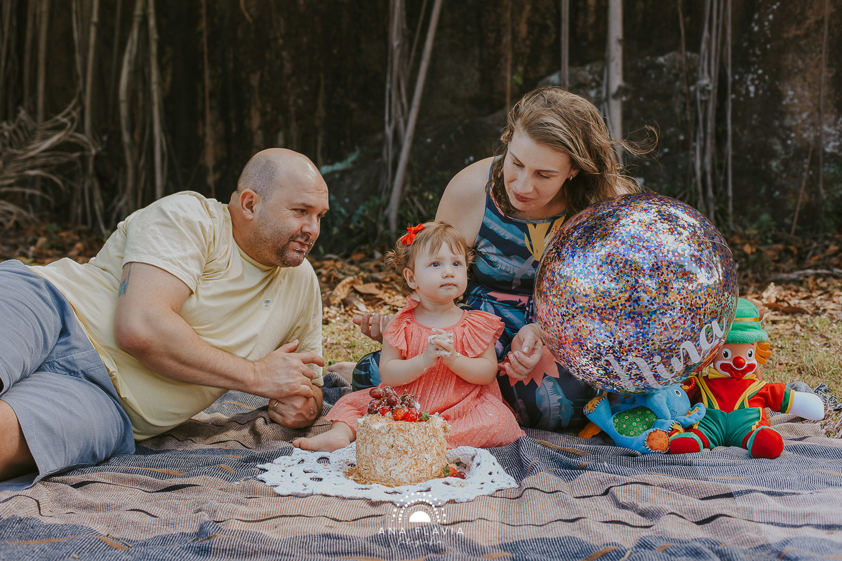 aniversario, 1 anos, mundo rosa, mae de menina, fotografia, babygril, festa patati patata, festa de menina, amigos, smashthecake, primeiro aninho, babyfashion, festa de criança, photography, um ano, família, mamãe de primeira viagem, festa em casa,