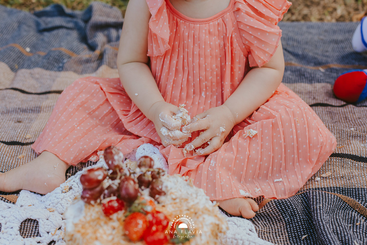 aniversario, 1 anos, mundo rosa, mae de menina, fotografia, babygril, festa patati patata, festa de menina, amigos, smashthecake, primeiro aninho, babyfashion, festa de criança, photography, um ano, família, mamãe de primeira viagem, festa em casa,