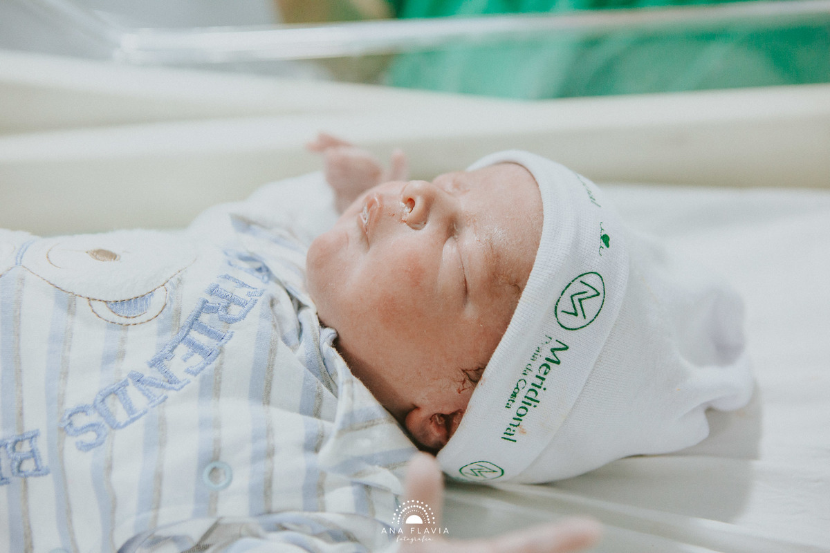 Fotografia de parto vila velha, filmes de nascimento, nascimento, humanização, parto normal, cesariana humanizada, doula, parto, foto de parto, fotografia de parto em vitoria, parto humanizado, grande vitória hospital praia da costa