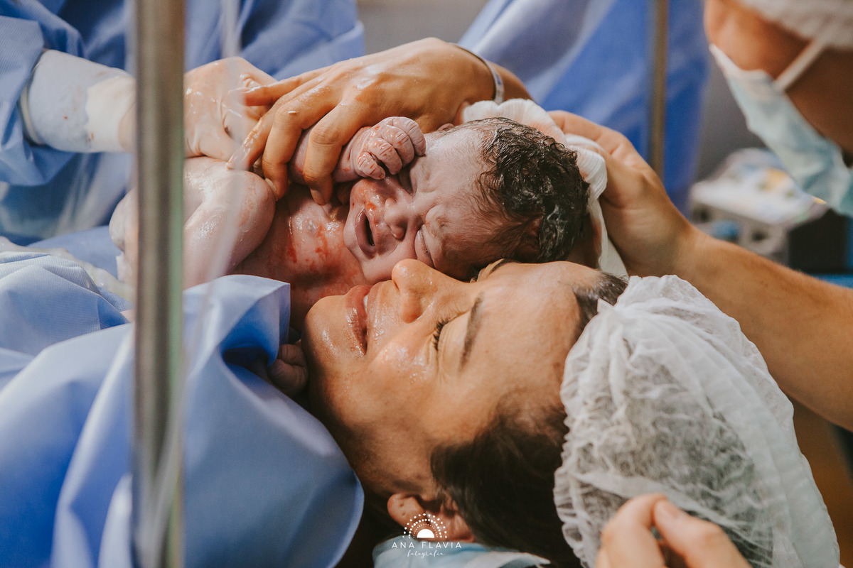 Filmes de parto, filmes de nascimento, nascimento, humanização, parto normal, cesariana humanizada, doula, parto, foto de parto, fotografia de parto no es, parto humanizado, grande vitória, apart hospital