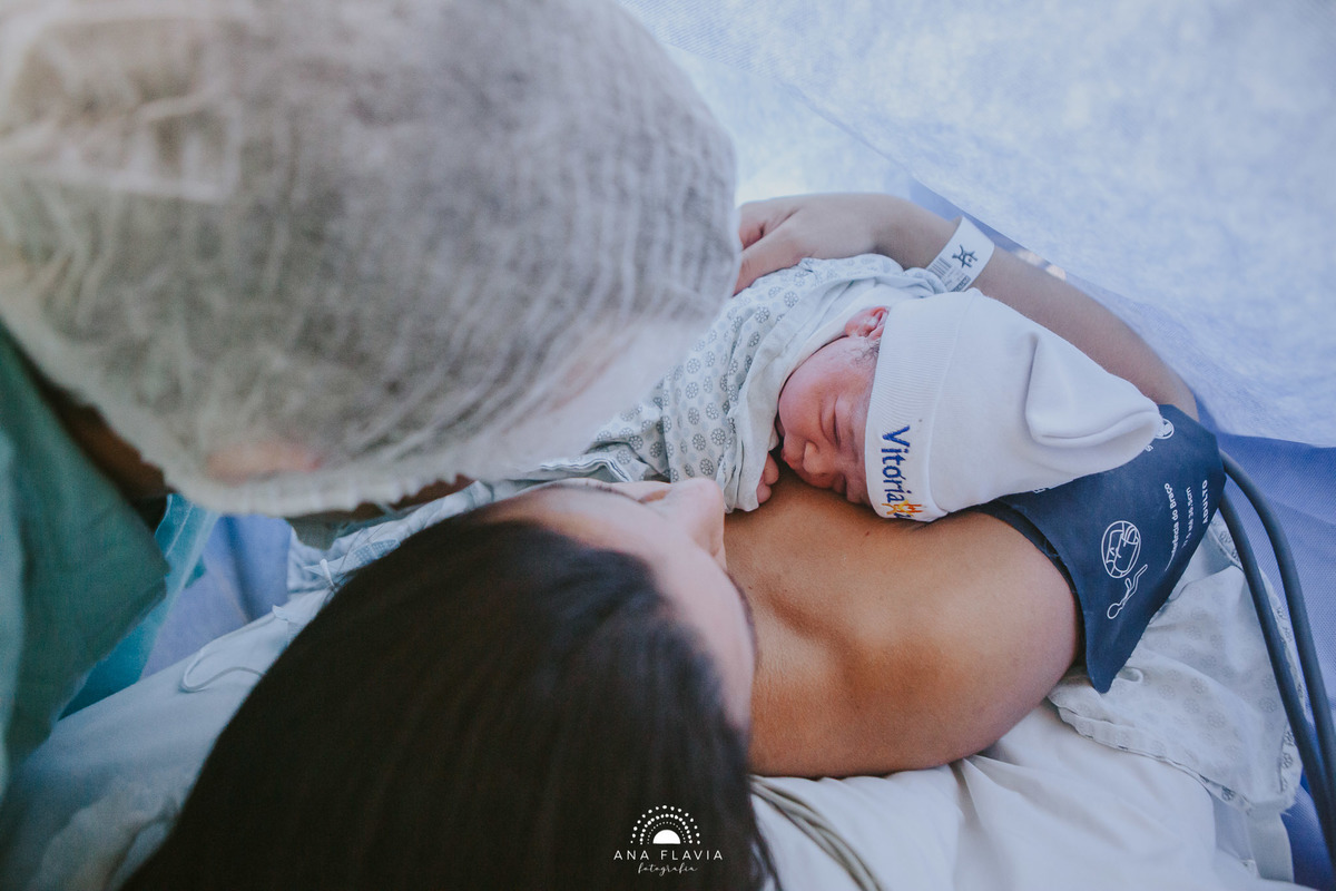 Filmes de parto, filmes de nascimento, nascimento, humanização, parto normal, cesariana humanizada, doula, parto, foto de parto, fotografia de parto no es, parto humanizado, grande vitória, apart hospital