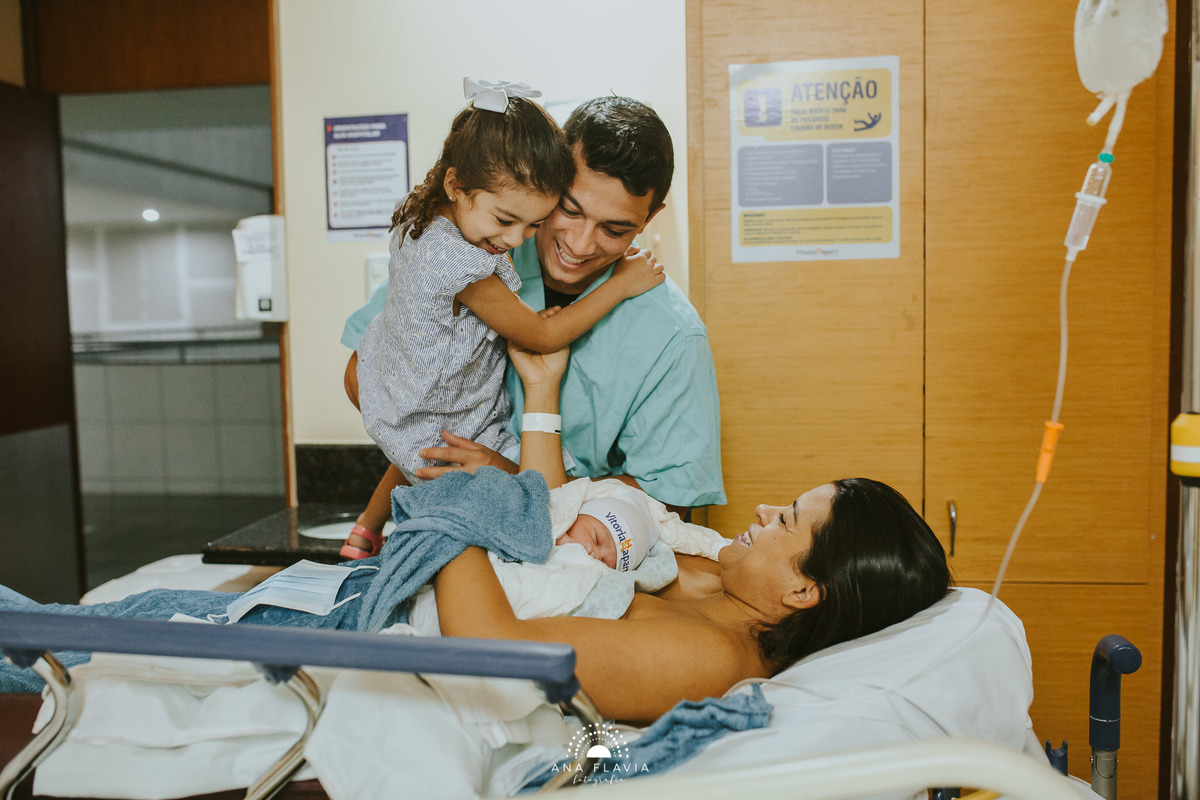 Filmes de parto, filmes de nascimento, nascimento, humanização, parto normal, cesariana humanizada, doula, parto, foto de parto, fotografia de parto no es, parto humanizado, grande vitória, apart hospital