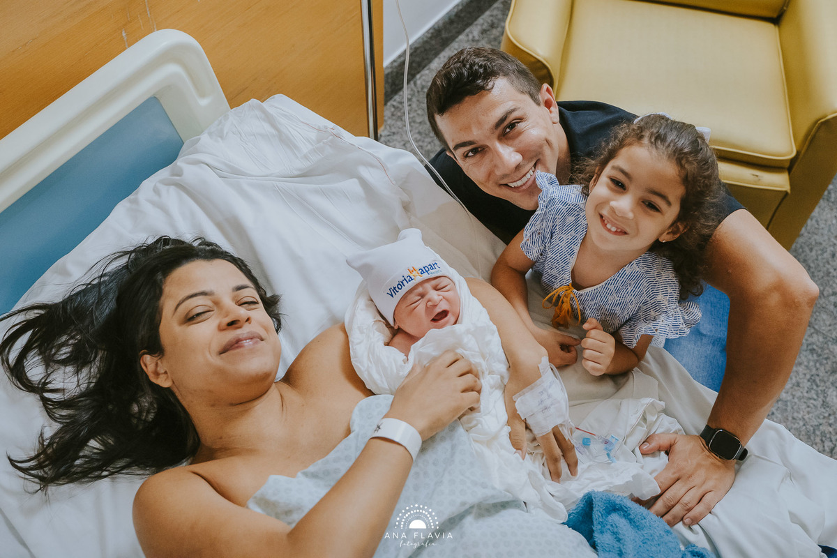 Filmes de parto, filmes de nascimento, nascimento, humanização, parto normal, cesariana humanizada, doula, parto, foto de parto, fotografia de parto no es, parto humanizado, grande vitória, apart hospital