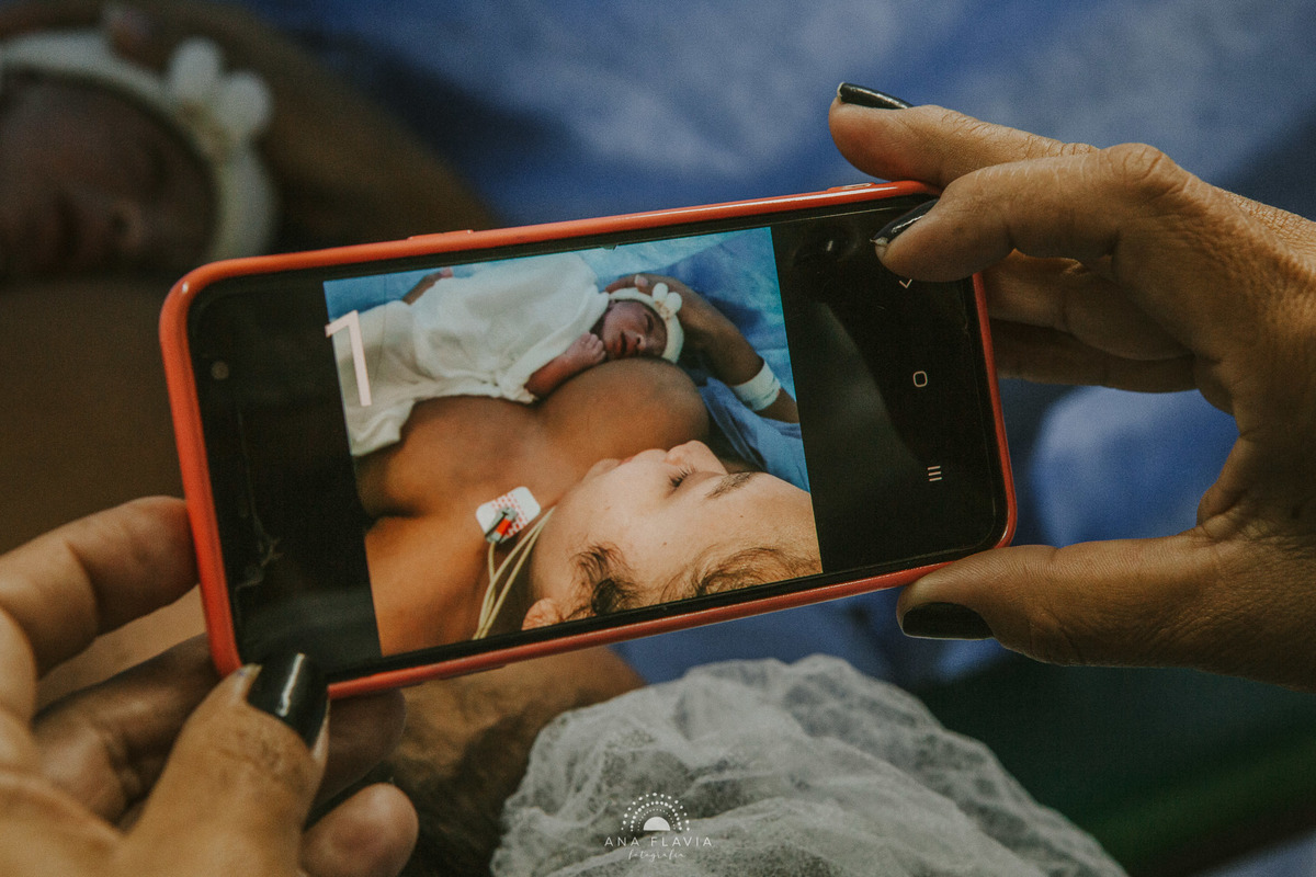 Fotografia de parto vila velha, filmes de nascimento, nascimento, humanização, parto normal, cesariana humanizada, doula, parto, foto de parto, fotografia de parto em vitoria, parto humanizado, grande vitória unimed maternidade 