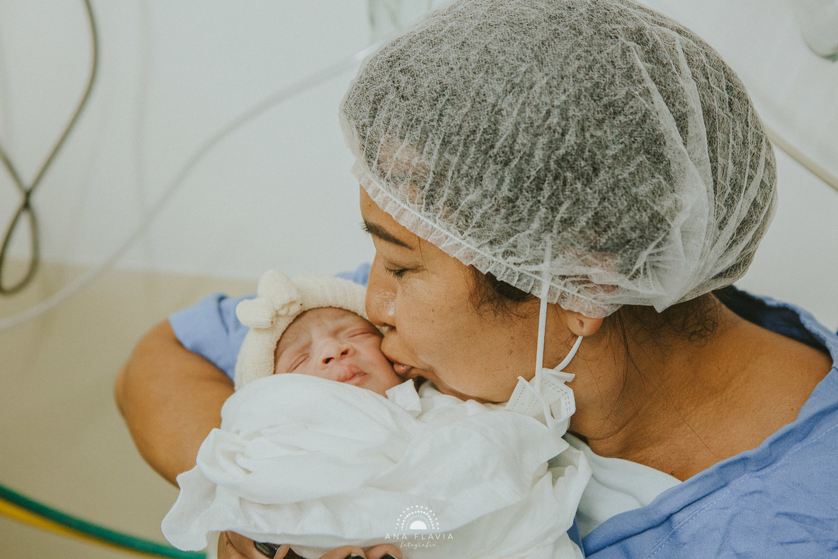 Fotografia de parto vila velha, filmes de nascimento, nascimento, humanização, parto normal, cesariana humanizada, doula, parto, foto de parto, fotografia de parto em vitoria, parto humanizado, grande vitória unimed maternidade 