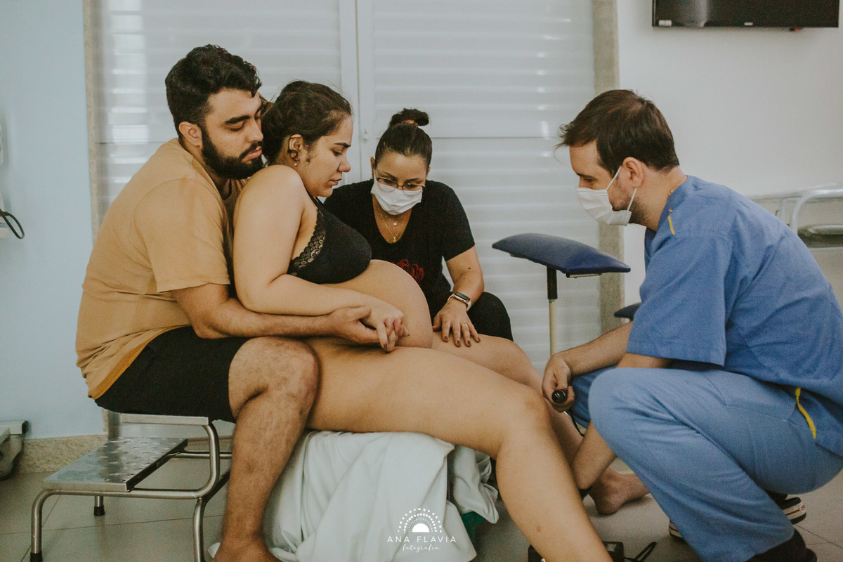 Fotografia de parto vila velha, filmes de nascimento, nascimento, humanização, parto normal, cesariana humanizada, doula, parto, foto de parto, fotografia de parto vitoria, parto humanizado, grande vitória, hospital santa monica
video de parto filme parto