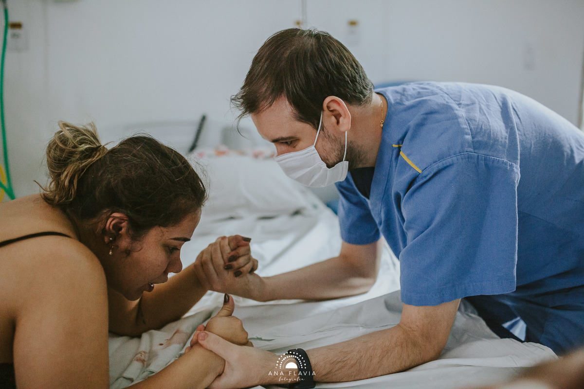 Fotografia de parto vila velha, filmes de nascimento, nascimento, humanização, parto normal, cesariana humanizada, doula, parto, foto de parto, fotografia de parto vitoria, parto humanizado, grande vitória, hospital santa monica
video de parto filme parto