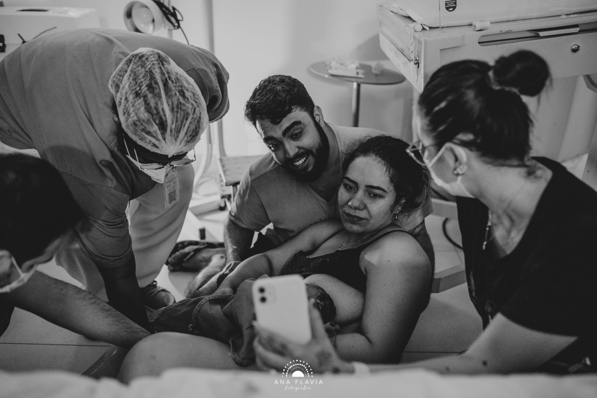 Fotografia de parto vila velha, filmes de nascimento, nascimento, humanização, parto normal, cesariana humanizada, doula, parto, foto de parto, fotografia de parto vitoria, parto humanizado, grande vitória, hospital santa monica
video de parto filme parto