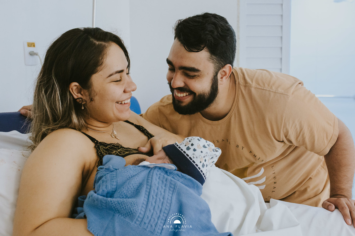 Fotografia de parto vila velha, filmes de nascimento, nascimento, humanização, parto normal, cesariana humanizada, doula, parto, foto de parto, fotografia de parto vitoria, parto humanizado, grande vitória, hospital santa monica
video de parto filme parto