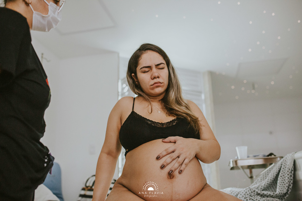 Fotografia de parto vila velha, filmes de nascimento, nascimento, humanização, parto normal, cesariana humanizada, doula, parto, foto de parto, fotografia de parto vitoria, parto humanizado, grande vitória, hospital santa monica
video de parto filme parto