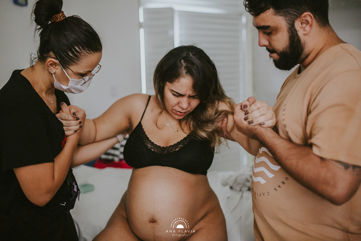 Fotografia de parto vila velha, filmes de nascimento, nascimento, humanização, parto normal, cesariana humanizada, doula, parto, foto de parto, fotografia de parto vitoria, parto humanizado, grande vitória, hospital santa monica
video de parto filme parto