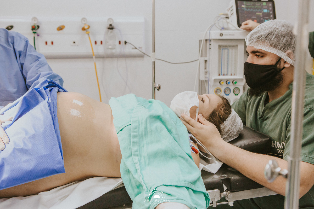 Filmes de parto, filmes de nascimento, nascimento, humanização, parto normal, cesariana humanizada, doula, parto, foto de parto, fotografia de parto no es, parto humanizado, grande vitória, maternidade santa ursula